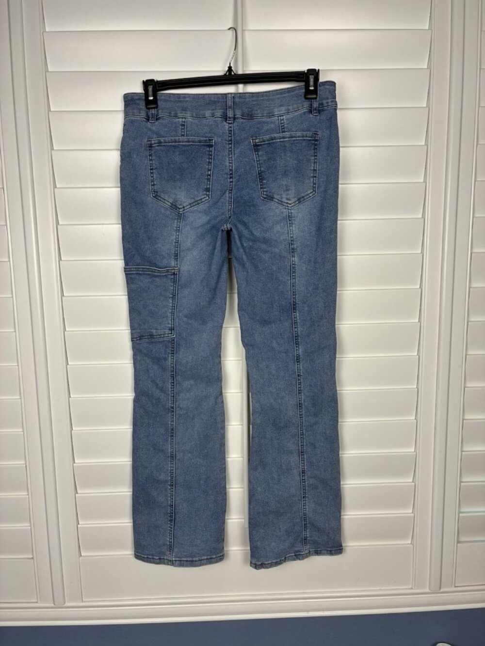 RE generation by Celebrity Pink Women’s 13/31 Blue Utility Bootcut Stretch Jeans - Picture 2 of 7